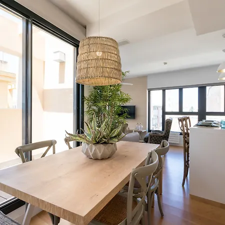 아파트 Chezmoihomes Plaza Nueva Penthouse