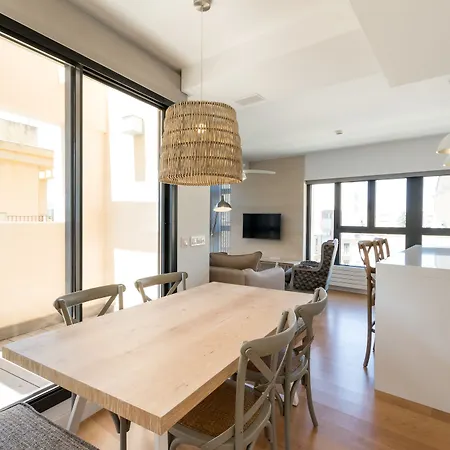 아파트 Chezmoihomes Plaza Nueva Penthouse *