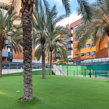 Cris I ,piscina-gym&parking, Parque De Ciencias Granada