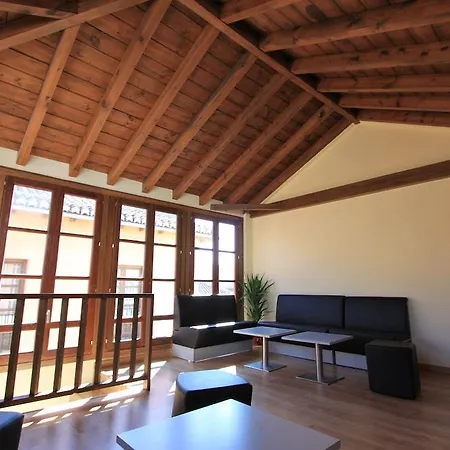 Mercader De Sedas Hotel 3*