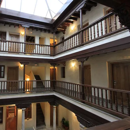 Mercader De Sedas Hotel Granada