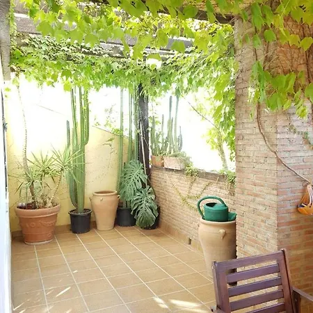 Apartamento Piso En El Albaicín Alto, Junto Al Mirador De San Miguel Alto. Granada. *