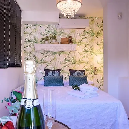 Apartment Haexaris Casa Boutique By Florentia Homes *