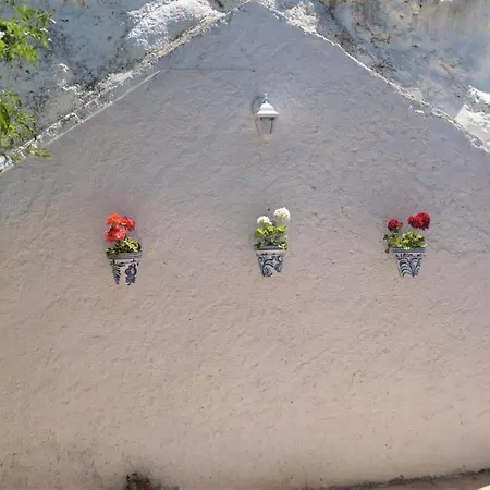 Casa Cueva “la Estrella” Kır Evi