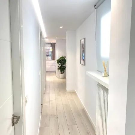 Carrera Apartamento *