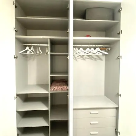 Carrera Apartamento