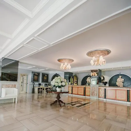 Otel Angeles & Granada