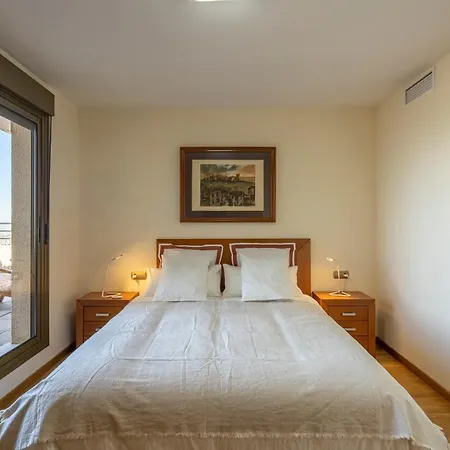 Atico Granada, Penthouse, 18-19th Floor, Centre, Views, Terrace, Free Parking Apartment