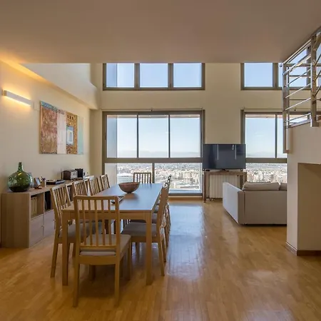 Apartment Atico Granada, Penthouse, 18-19th Floor, Centre, Views, Terrace, Free Parking Granada