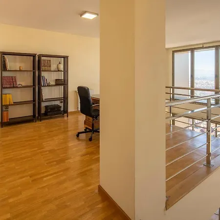 Atico Granada, Penthouse, 18-19th Floor, Centre, Views, Terrace, Free Parking * Granada