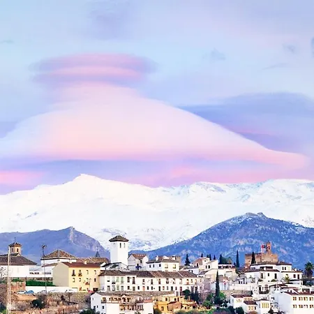 Luminoso A 10 Minutos Del Centro * Granada
