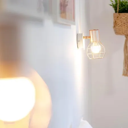 Mariana & Ganivet - Hostatel Appartement *