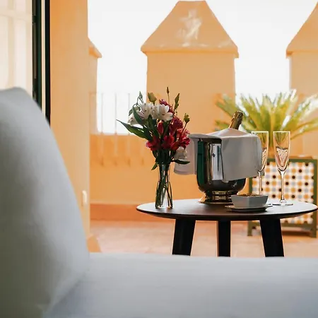 Alhambra Palace Hotel
