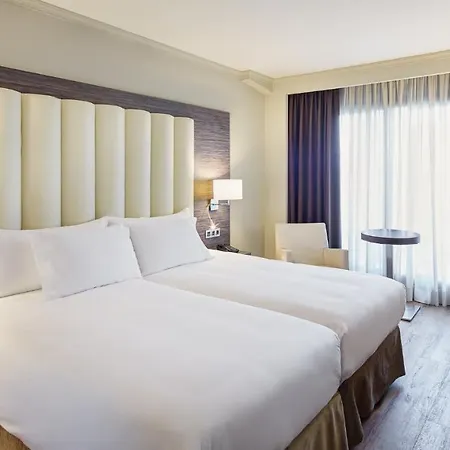 سيركوتيل جران لونا دي جرانادا 4* غرناطة