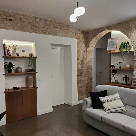 La Fonda Apartment