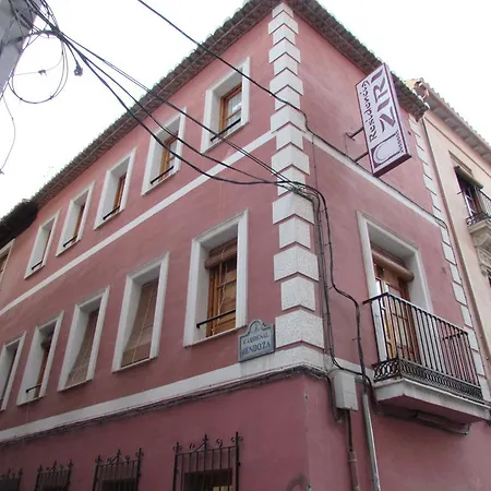 Residencia Ziri Pensión *