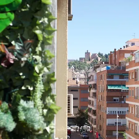 Apartamento Inteligente Con Vistas A La Alhambra