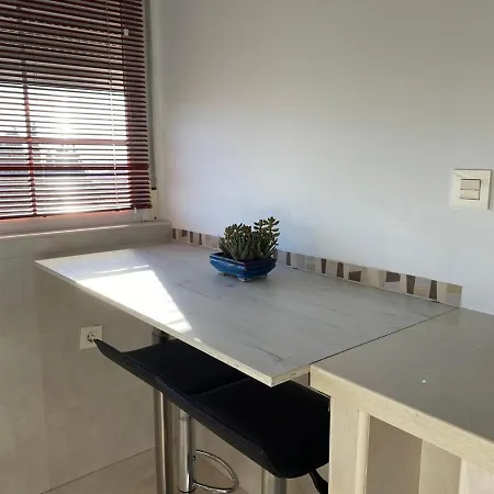 Familiar Alhambra Apartmán *