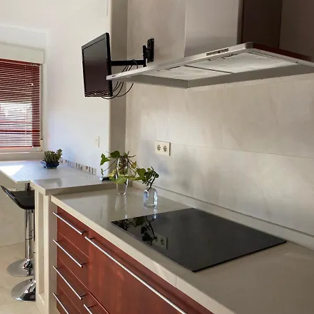 Familiar Alhambra Apartmán