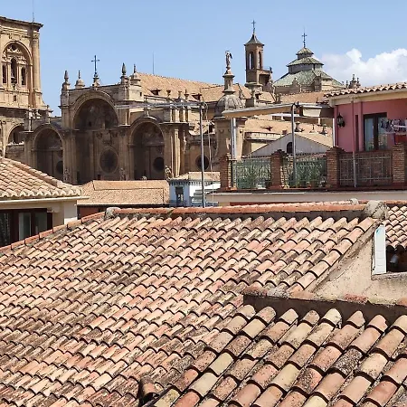Apartamento Atico Con Vistas En Centro *