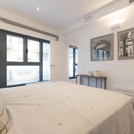 Daire Chezmoihomes Plaza Nueva Deluxe