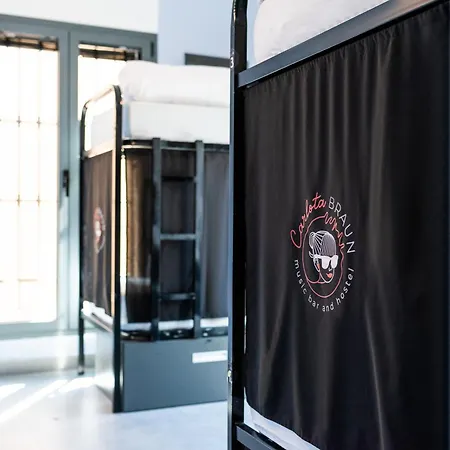 Carlota Braun Hostal *
