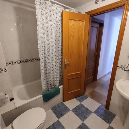 Apartamento, Piscina Y Parking Tico Medina Granada