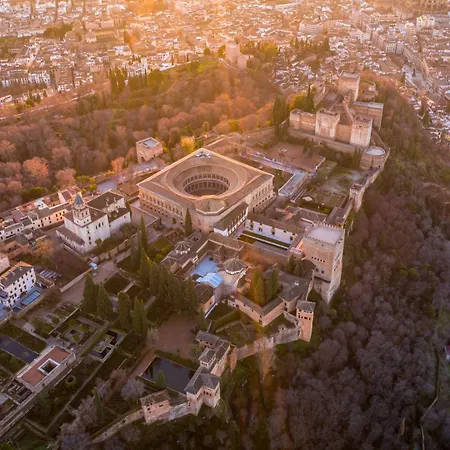 Alhambra Palace 5*