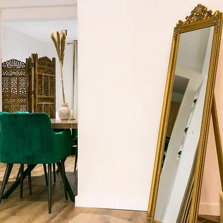 아파트 Boutique Reyes Catolicos *