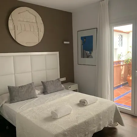 Caballerizas Con Parking Gratuito En Pleno Centro * Γρανάδα
