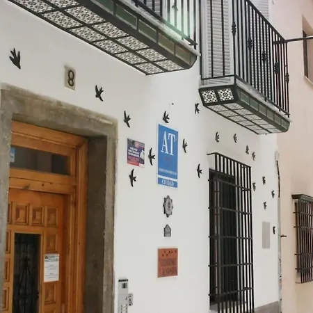 Golondrinas De La Alhambra