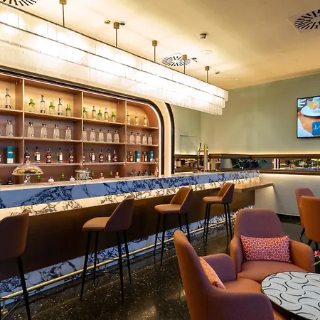 酒店 格拉纳达巴塞罗国会酒店 5*