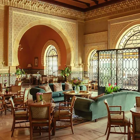 Hotel Alhambra Palace