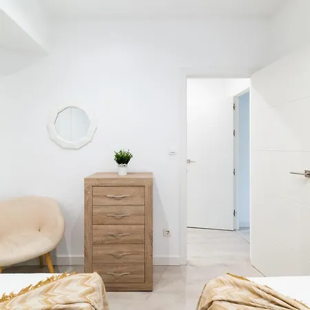 Wekey Homes Granada, Elvira Centro Apartment
