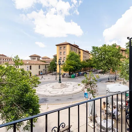 Wekey Homes Granada, Elvira Centro Apartment *