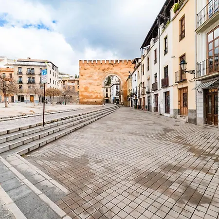 Wekey Homes Granada, Elvira Centro Apartment *