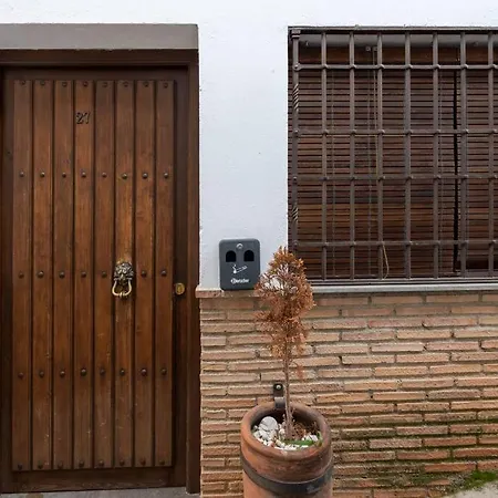 Woody - Loft Type - Perfect For Couples Apartment Granada
