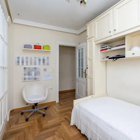 Pushe Plaza Menorca Art & Tradition Apartment