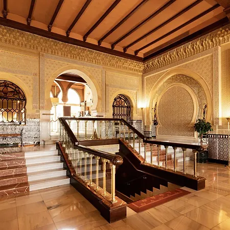 Hotel Alhambra Palace 5*