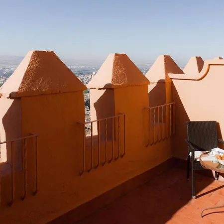 Alhambra Palace Hotel