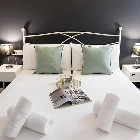 Inmyhome Puerta Real * Гранада