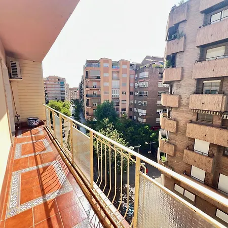 Pushe Plaza Menorca Art & Tradition Apartment Granada