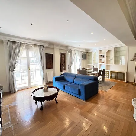 Apartment Pushe Plaza Menorca Art & Tradition