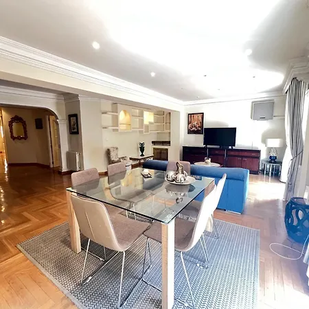 Pushe Plaza Menorca Art & Tradition Apartment Granada