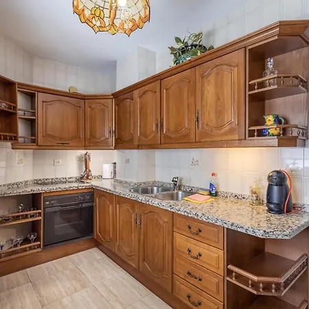 Dreaming Dona Luisa - Free Parking Apartment Granada
