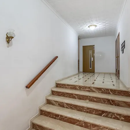 Dreaming Dona Luisa - Free Parking Apartment Granada