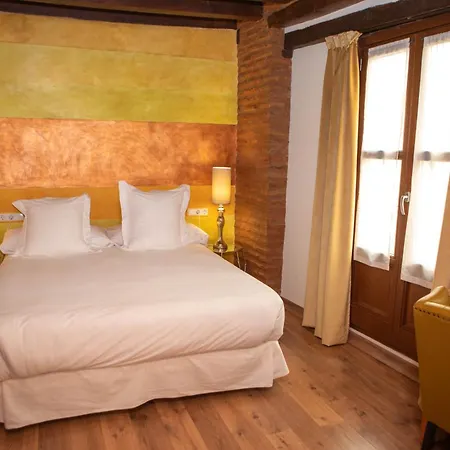 Boutique Castaneda Hotel *