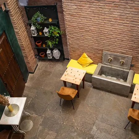 Boutique Castaneda Hotel *