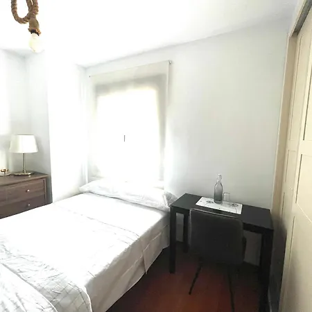 Homestay Habitacion Doble Con Bano Privado Cerca Del Centro De Granada