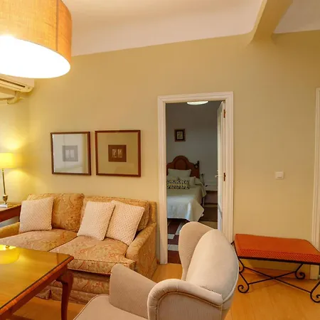 Elegante En By Bebalmy Apartment